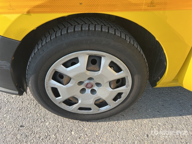 2015 Fiat Doblo Van Truck - Furgón: foto 5 2015 Fiat Doblo Van Truck - Furgón: foto 5