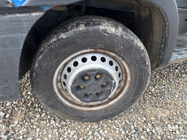 2015 Iveco Daily 33-110 Crew Cab Flatbed Truck - Furgoneta caja abierta: foto 4 2015 Iveco Daily 33-110 Crew Cab Flatbed Truck - Furgoneta caja abierta: foto 4