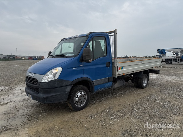 2015 Iveco Daily 35C11 Autocarro cassone fisso - Furgoneta caja abierta: foto 2 2015 Iveco Daily 35C11 Autocarro cassone fisso - Furgoneta caja abierta: foto 2