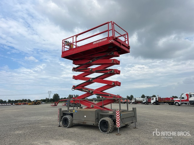 2017 Holland Lift HL220 D25 Piattaforma aerea verticale - Plataforma de tijeras: foto 3 2017 Holland Lift HL220 D25 Piattaforma aerea verticale - Plataforma de tijeras: foto 3