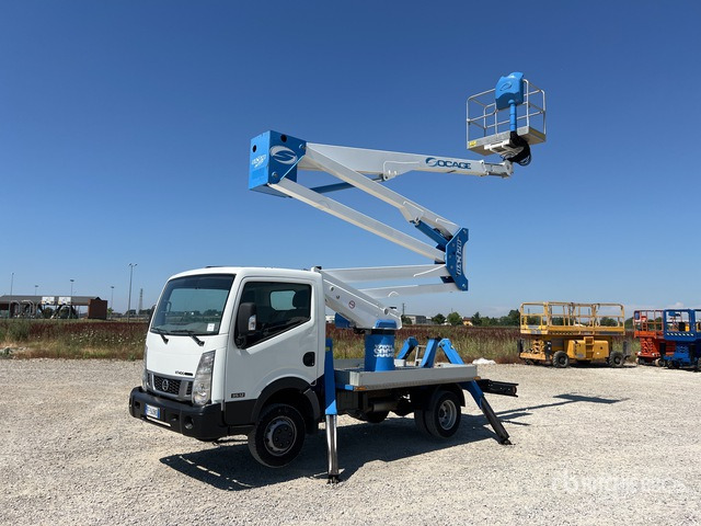 2017 Nissan Cabstar 35.12 2016 Socage DA320 20 m on Bucket Truck - Camión con plataforma elevadora: foto 1 2017 Nissan Cabstar 35.12 2016 Socage DA320 20 m on Bucket Truck - Camión con plataforma elevadora: foto 1