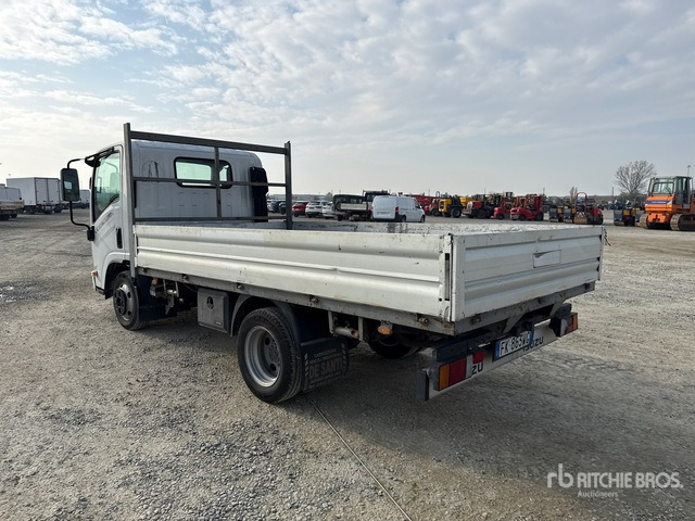 2018 Isuzu M21 Flatbed Truck - Camión caja abierta: foto 2 2018 Isuzu M21 Flatbed Truck - Camión caja abierta: foto 2