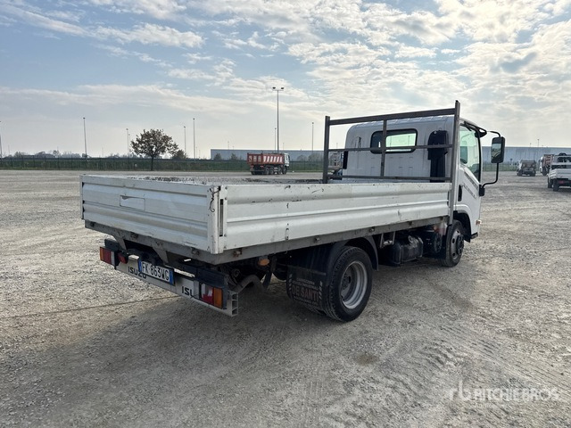 2018 Isuzu M21 Flatbed Truck - Camión caja abierta: foto 3 2018 Isuzu M21 Flatbed Truck - Camión caja abierta: foto 3