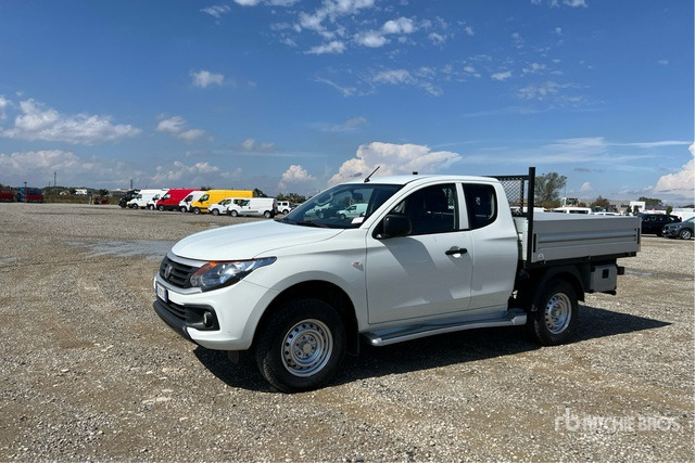 2020 Fiat Fullback 4x4 Extended Cab 2.4 154CV SX 4X4 Flatbed Truck - Furgoneta caja abierta: foto 3 2020 Fiat Fullback 4x4 Extended Cab 2.4 154CV SX 4X4 Flatbed Truck - Furgoneta caja abierta: foto 3