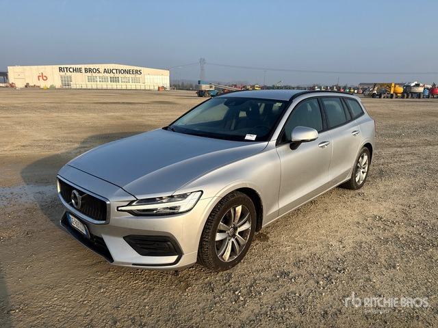 2021 Volvo V60 SW B4 D AUTOM. MOMENTUM BUSINESS Station Wagon - Coche familiar: foto 2 2021 Volvo V60 SW B4 D AUTOM. MOMENTUM BUSINESS Station Wagon - Coche familiar: foto 2