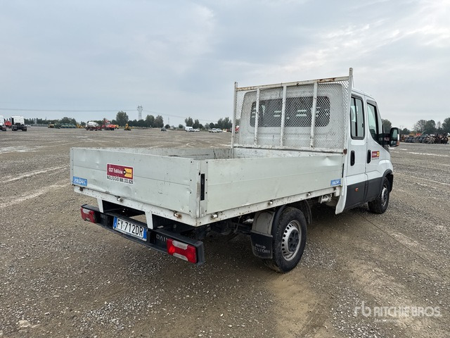 Iveco Daily 35-120 Autocarro cassone fisso - Furgoneta caja abierta: foto 4 Iveco Daily 35-120 Autocarro cassone fisso - Furgoneta caja abierta: foto 4