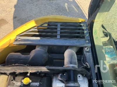 Excavadora de cadenas NEW HOLLAND KOBELCO E140CSR: foto 26