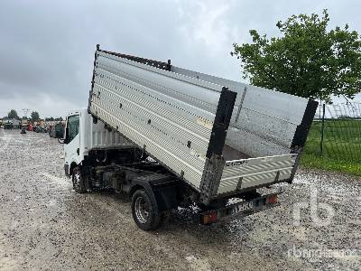 NISSAN CABSTAR 35.11 - Camión volquete: foto 2 NISSAN CABSTAR 35.11 - Camión volquete: foto 2