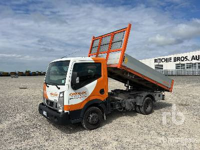 NISSAN CABSTAR - Camión volquete: foto 1 NISSAN CABSTAR - Camión volquete: foto 1