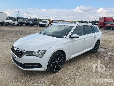 SKODA SUPERB WAGON 2.0 TDI EVO 150CV EXECUTIVE - Coche: foto 1 SKODA SUPERB WAGON 2.0 TDI EVO 150CV EXECUTIVE - Coche: foto 1