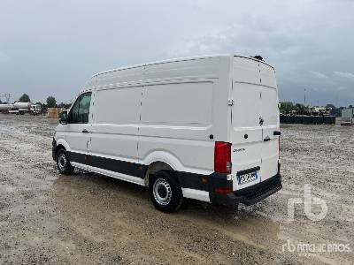 VOLKSWAGEN CRAFTER 30 2.0 TDI 140CV L3H3 LOGISTIC ... - Camión caja cerrada: foto 2 VOLKSWAGEN CRAFTER 30 2.0 TDI 140CV L3H3 LOGISTIC ... - Camión caja cerrada: foto 2