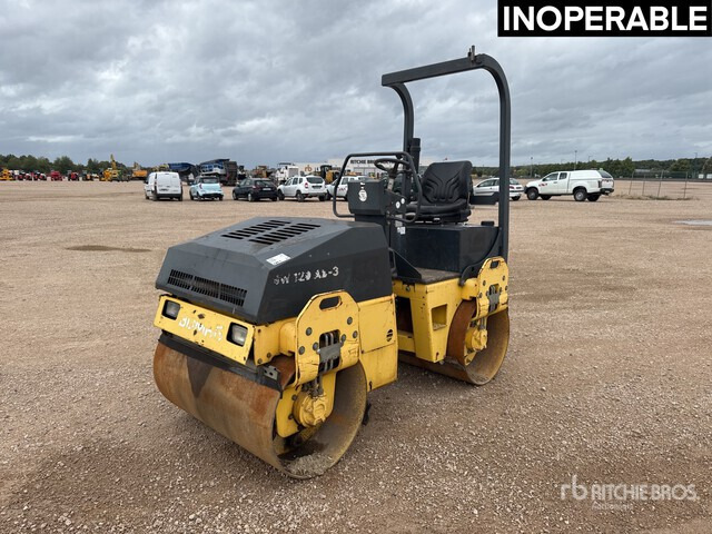 2004 Bomag BW120 AD-3 Compacteur Vibrant Tandem (Inop ... Double Drum Roller - Apisonadora de asfalto: foto 2 2004 Bomag BW120 AD-3 Compacteur Vibrant Tandem (Inop ... Double Drum Roller - Apisonadora de asfalto: foto 2