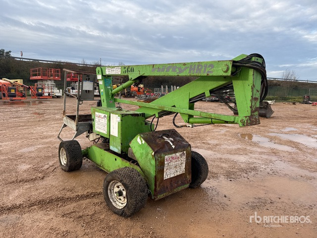 2006 Nifty HR12 ND 2WD Gasoline Nacelle Articulee ... Articulating Boom Lift - Plataforma articulada: foto 2 2006 Nifty HR12 ND 2WD Gasoline Nacelle Articulee ... Articulating Boom Lift - Plataforma articulada: foto 2