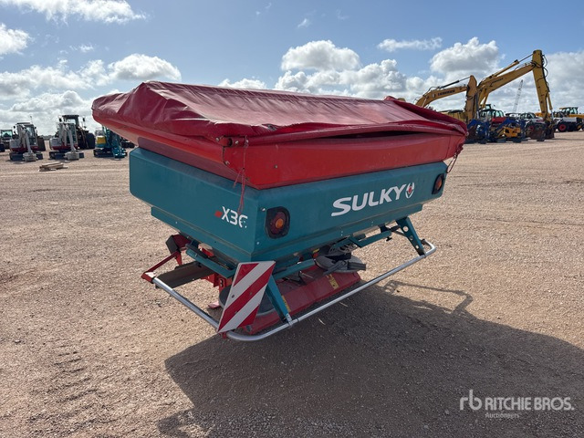 2008 Sulky X36 36 m 3-Point 3600 L Epandeur A ... Fertilizer Spreader - Esparcidor de fertilizantes: foto 3 2008 Sulky X36 36 m 3-Point 3600 L Epandeur A ... Fertilizer Spreader - Esparcidor de fertilizantes: foto 3