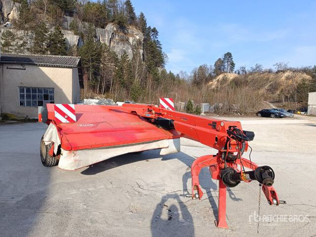 2011 Kuhn FC303GL 3000 mm Trailed Mower Conditioner - Segadora: foto 2 2011 Kuhn FC303GL 3000 mm Trailed Mower Conditioner - Segadora: foto 2