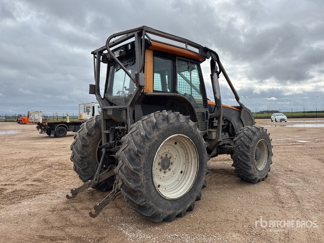 2011 Valtra T161H 4x4 Tracteur Agricole (Inoperable) 4WD Tractor - Tractor: foto 3 2011 Valtra T161H 4x4 Tracteur Agricole (Inoperable) 4WD Tractor - Tractor: foto 3