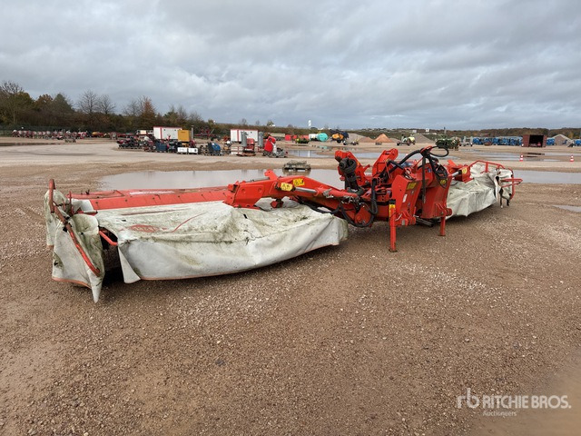 2012 Kuhn FC883 FF Lift Control 8800 mm 3-Point Hitch Faucheuse ... Mower Conditioner - Segadora: foto 1 2012 Kuhn FC883 FF Lift Control 8800 mm 3-Point Hitch Faucheuse ... Mower Conditioner - Segadora: foto 1