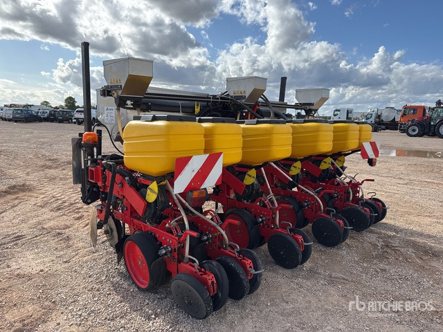 2012 Matermacc MS 8130 6 Row Semoir Monograine 6 Rangs Planter - Sembradora de precisión: foto 3 2012 Matermacc MS 8130 6 Row Semoir Monograine 6 Rangs Planter - Sembradora de precisión: foto 3