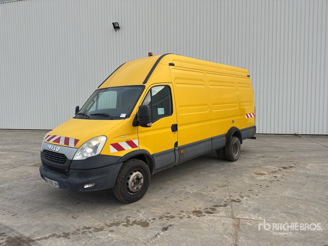 2014 Iveco 70C17 4x2 Camion Atelier Service 4x2 Service Truck - Furgón, Vehículo municipal: foto 2 2014 Iveco 70C17 4x2 Camion Atelier Service 4x2 Service Truck - Furgón, Vehículo municipal: foto 2