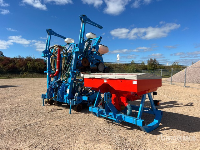 2014 Monosem NG+4 Semoir Monograine 8 Rangs 8 Row Planter - Sembradora de precisión: foto 3 2014 Monosem NG+4 Semoir Monograine 8 Rangs 8 Row Planter - Sembradora de precisión: foto 3