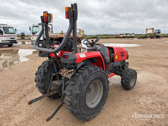 2015 Kubota STV36R 4WD Tracteur Utilitaire (Inoper ... Utility Tractor - Mini tractor: foto 3 2015 Kubota STV36R 4WD Tracteur Utilitaire (Inoper ... Utility Tractor - Mini tractor: foto 3