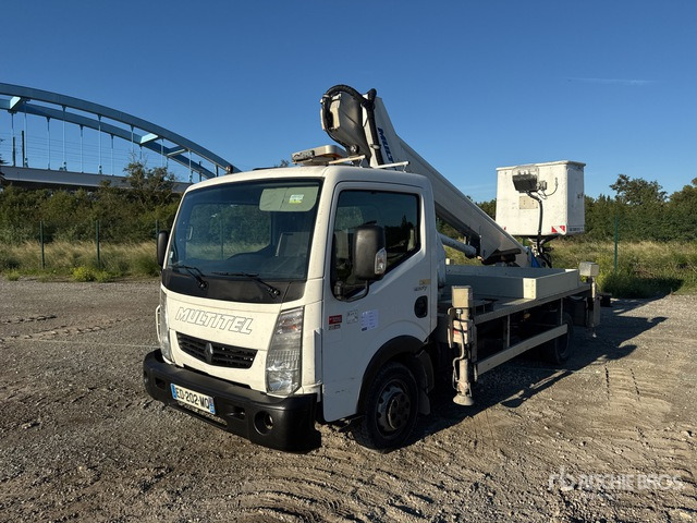 2016 Renault Maxity 2016 Multitel MT182EX 20 m on 4 ... Bucket Truck - Camión con plataforma elevadora: foto 1 2016 Renault Maxity 2016 Multitel MT182EX 20 m on 4 ... Bucket Truck - Camión con plataforma elevadora: foto 1