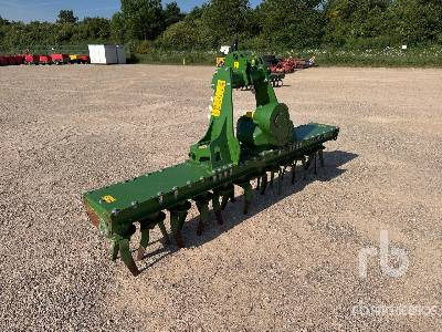 AMAZONE KE 3002-240 3000 mm 3-Point 3 m - Rodillo agrícola: foto 3 AMAZONE KE 3002-240 3000 mm 3-Point 3 m - Rodillo agrícola: foto 3