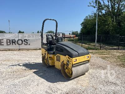 BOMAG BW100AD-4 Compacteur Vibrant Tandem - Apisonadora de asfalto: foto 4 BOMAG BW100AD-4 Compacteur Vibrant Tandem - Apisonadora de asfalto: foto 4