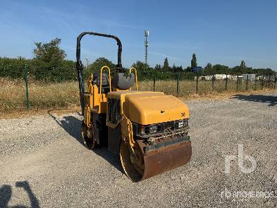 CAT CB214E Compacteur Vibrant Tandem (Inop ... - Apisonadora de asfalto: foto 4 CAT CB214E Compacteur Vibrant Tandem (Inop ... - Apisonadora de asfalto: foto 4