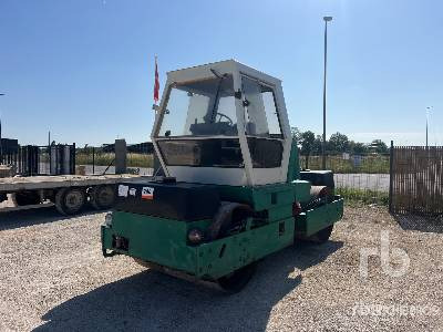 DYNAPAC CC21II Compacteur Vibrant Tandem - Apisonadora de asfalto: foto 1 DYNAPAC CC21II Compacteur Vibrant Tandem - Apisonadora de asfalto: foto 1