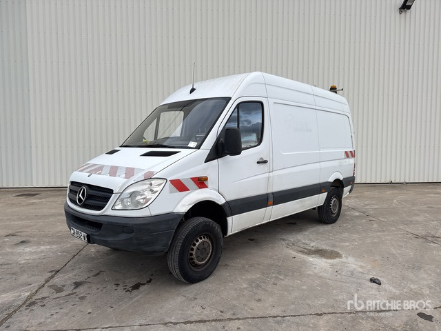 2012 Mercedes Benz Sprinter 313 CDI 4x4 Vehicule Utilitaire Cargo Van - Furgoneta: foto 1 2012 Mercedes Benz Sprinter 313 CDI 4x4 Vehicule Utilitaire Cargo Van - Furgoneta: foto 1
