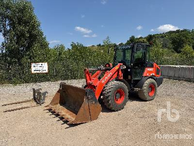 KUBOTA R082 Chargeuse Sur Pneus - Cargadora de ruedas: foto 1 KUBOTA R082 Chargeuse Sur Pneus - Cargadora de ruedas: foto 1
