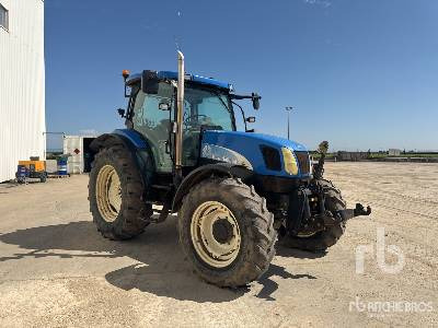 NEW HOLLAND TSA125 Tracteur Agricole - Tractor: foto 4 NEW HOLLAND TSA125 Tracteur Agricole - Tractor: foto 4