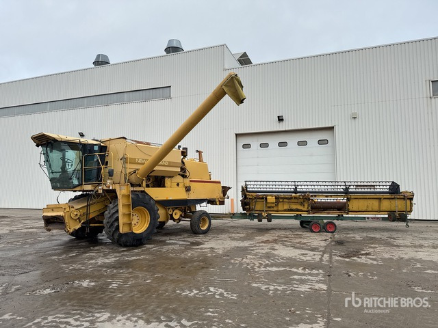 New Holland TF46 Combine Harvester - Cosechadora de granos: foto 1 New Holland TF46 Combine Harvester - Cosechadora de granos: foto 1