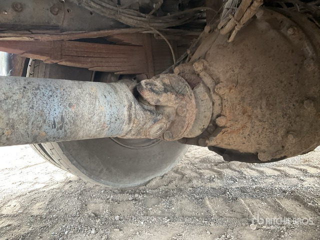 2002 Iveco Tector 4x2 Asphalt Distributor Truck - Desbrozadora de martillos/ Trituradora: foto 5 2002 Iveco Tector 4x2 Asphalt Distributor Truck - Desbrozadora de martillos/ Trituradora: foto 5