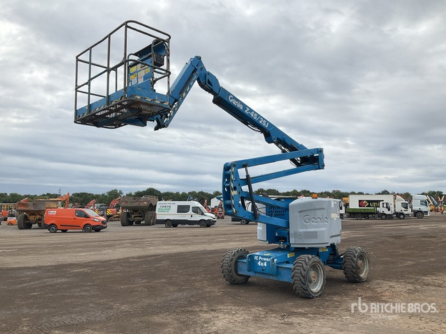 2014 Genie Z45/25J 4WD Diesel Articulating Boom Lift - Plataforma articulada: foto 1 2014 Genie Z45/25J 4WD Diesel Articulating Boom Lift - Plataforma articulada: foto 1