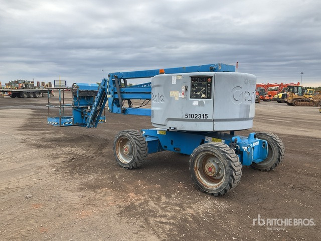2014 Genie Z45/25J 4WD Diesel Articulating Boom Lift - Plataforma articulada: foto 4 2014 Genie Z45/25J 4WD Diesel Articulating Boom Lift - Plataforma articulada: foto 4