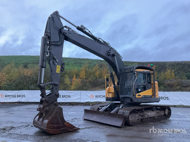 2014 Volvo ECR235DL Tracked Excavator - Excavadora de cadenas: foto 1 2014 Volvo ECR235DL Tracked Excavator - Excavadora de cadenas: foto 1