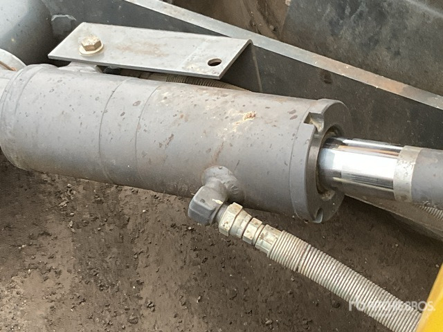 2016 Komatsu PC14-R3S Mini Excavator: <6.6t - Miniexcavadora: foto 5 2016 Komatsu PC14-R3S Mini Excavator: <6.6t - Miniexcavadora: foto 5