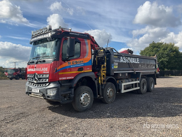 2018 Mercedes-Benz Arocs 8x4 Dump Truck with Crane - Camión volquete: foto 3 2018 Mercedes-Benz Arocs 8x4 Dump Truck with Crane - Camión volquete: foto 3