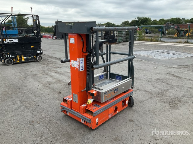 2020 Power Tower Nano SP Plus Vertical Mast Lift - Plataforma de mástil vertical: foto 3 2020 Power Tower Nano SP Plus Vertical Mast Lift - Plataforma de mástil vertical: foto 3