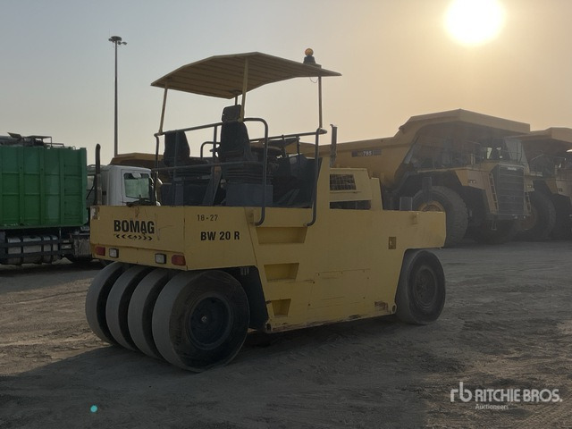 1999 Bomag BW20R 8 Wheel Pneumatic Roller - Desbrozadora de martillos/ Trituradora: foto 3 1999 Bomag BW20R 8 Wheel Pneumatic Roller - Desbrozadora de martillos/ Trituradora: foto 3