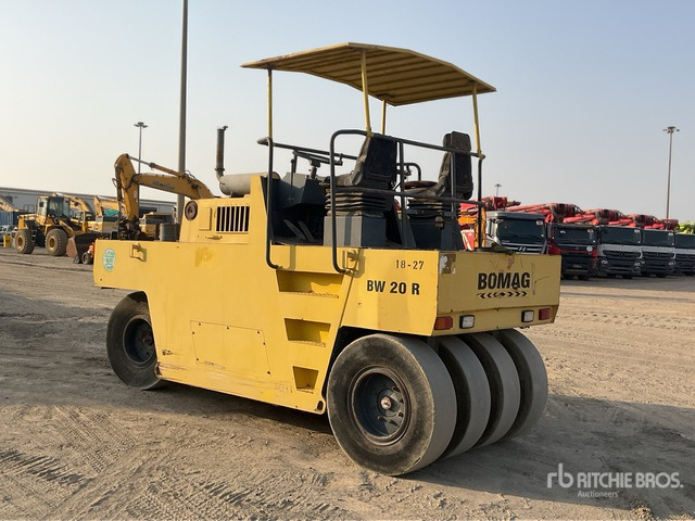 1999 Bomag BW20R 8 Wheel Pneumatic Roller - Desbrozadora de martillos/ Trituradora: foto 4 1999 Bomag BW20R 8 Wheel Pneumatic Roller - Desbrozadora de martillos/ Trituradora: foto 4