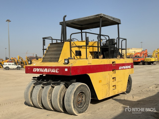 2002 Dynapac CP 271 9 Wheel Pneumatic Roller - Rodillo de neumáticos: foto 1 2002 Dynapac CP 271 9 Wheel Pneumatic Roller - Rodillo de neumáticos: foto 1