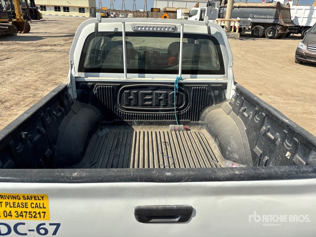 2008 Isuzu D-Max 4x2 Crew Cab Pickup - Pick-up: foto 4 2008 Isuzu D-Max 4x2 Crew Cab Pickup - Pick-up: foto 4