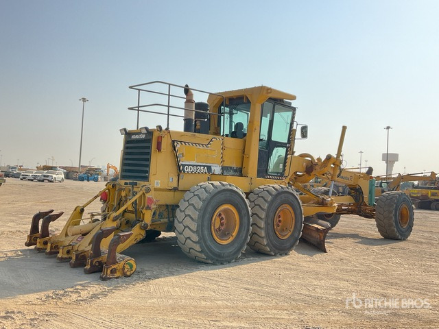 2012 Komatsu GD825A-2 Motor Grader - Grader: foto 4 2012 Komatsu GD825A-2 Motor Grader - Grader: foto 4