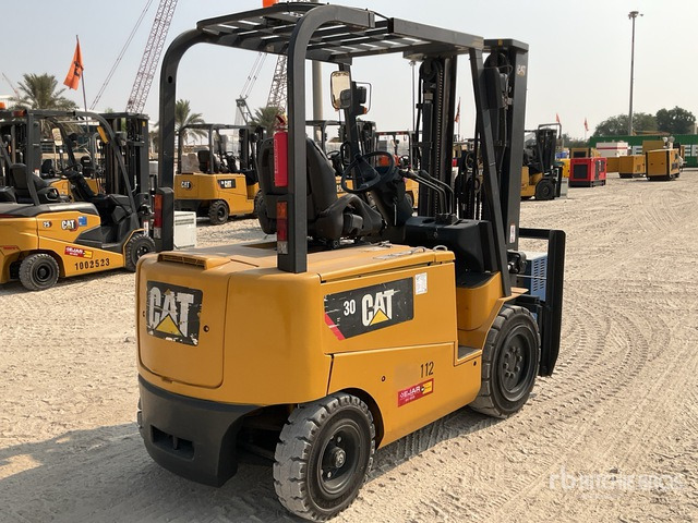 2018 Cat EP30CA1 3 ton Electric Forklift - Carretilla elevadora eléctrica: foto 3 2018 Cat EP30CA1 3 ton Electric Forklift - Carretilla elevadora eléctrica: foto 3