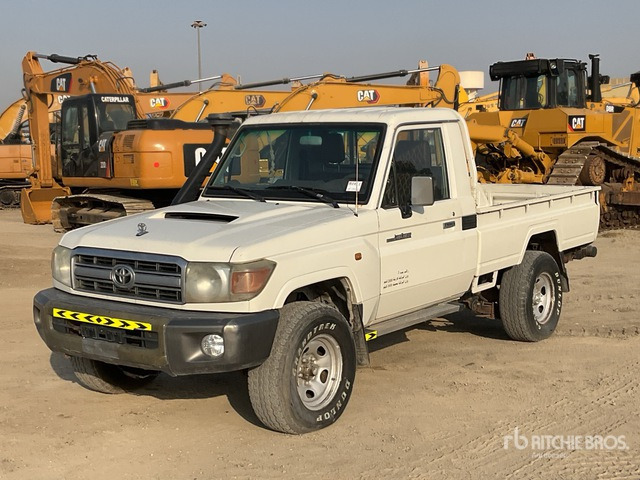 2018 Toyota Land Cruiser 79L 4x4 Pickup - Pick-up: foto 1 2018 Toyota Land Cruiser 79L 4x4 Pickup - Pick-up: foto 1