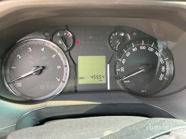 2018 Toyota Prado TX 150L 4x4 SUV - SUV/ Todoterreno: foto 5 2018 Toyota Prado TX 150L 4x4 SUV - SUV/ Todoterreno: foto 5