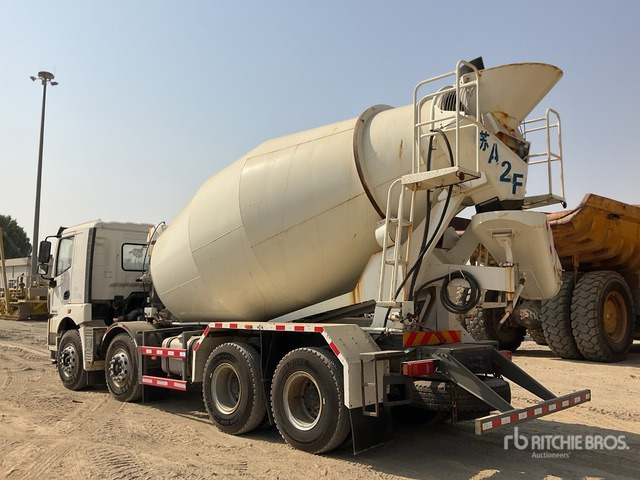 2024 XCMG NXG5310GJBN5C 8x4 Twin-Steer Mixer Truck - Camión hormigonera: foto 4 2024 XCMG NXG5310GJBN5C 8x4 Twin-Steer Mixer Truck - Camión hormigonera: foto 4
